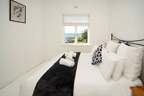 Boulders Beach Hotel, Cafe and Curio