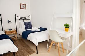 Boulders Beach Hotel, Cafe and Curio