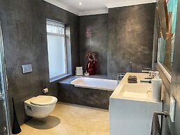 Residence William French