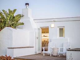 Khwa ttu San Culture & Education Centre