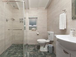 Oude Schuur Boutique