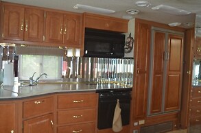 Sea Parrot Ocean View Resort