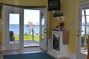 Sea Parrot Ocean View Resort