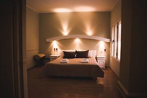 San Rafael Group Hotel