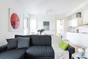 Home At Hotel - Sormani