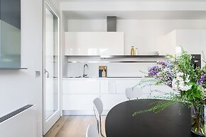 Home At Hotel - Sormani