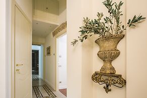 Trastevere Royal Suite