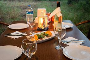 Secret Garden Bungalows Hotel