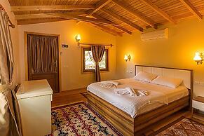 Secret Garden Bungalows Hotel