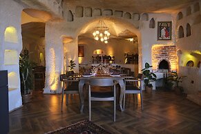 Urgup Evi Cave Hotel