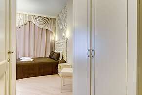 Guest rooms at Marata 10