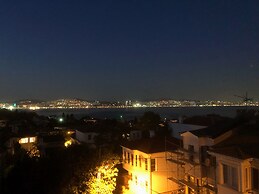 L'isola Guesthouse - Adults Only