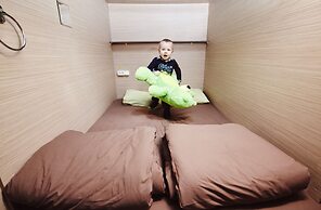 Capsule Hotel 47 Nebo