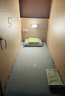 Capsule Hotel 47 Nebo