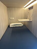 Capsule Hotel 47 Nebo