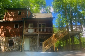 stayNantahala - Smoky Mountain Cabins