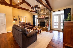 stayNantahala - Smoky Mountain Cabins