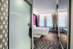 Magic Hotel Xhibition