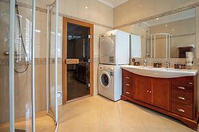 Magic Hotel Xhibition