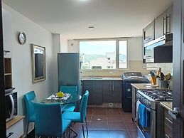 PLAZA FOCH Area - APARTMENTS with Balcony