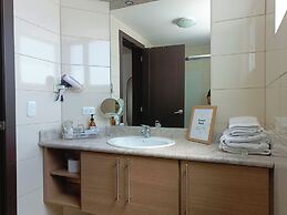 PLAZA FOCH Area - APARTMENTS with Balcony