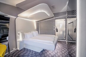 Magic Hotel Korskirken