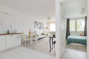 ShortStayPoland Aleje Jerozolimskie B13