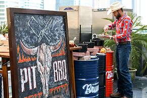 Radisson Blu Hotel Dubai Waterfront