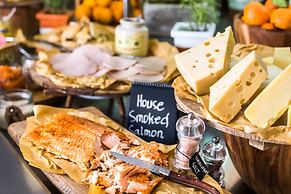 Radisson Blu Hotel Dubai Waterfront