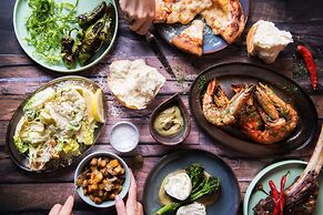 Radisson Blu Hotel Dubai Waterfront