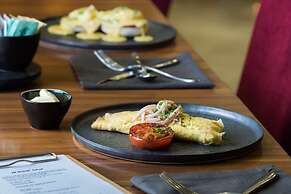 Radisson Blu Hotel Dubai Waterfront