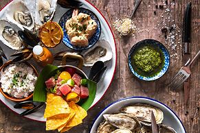 Radisson Blu Hotel Dubai Waterfront