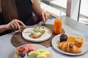 Radisson Blu Hotel Dubai Waterfront