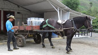 Eco Hotel La Cabaña