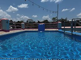 Maya Bella Downtown Hotel