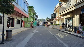 Maya Bella Downtown Hotel