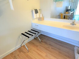 LuLu Hotel Silver City