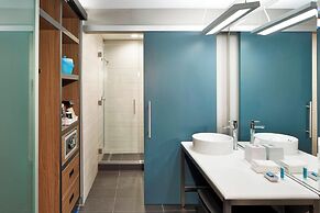 Aloft Seattle Redmond