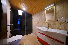 ShoeString Stone House