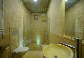 ShoeString Stone House