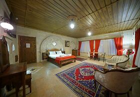 ShoeString Stone House