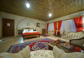 ShoeString Stone House