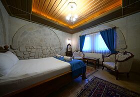 ShoeString Stone House