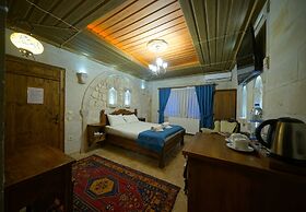 ShoeString Stone House