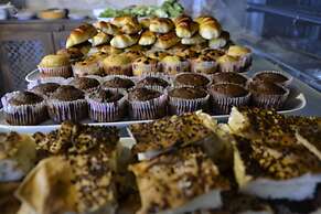 ShoeString Stone House