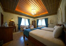 ShoeString Stone House