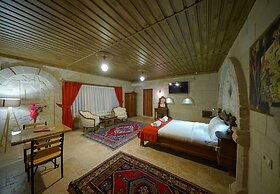 ShoeString Stone House