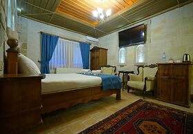 ShoeString Stone House