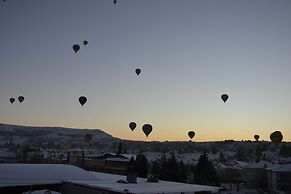 ShoeString Stone House