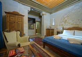 ShoeString Stone House